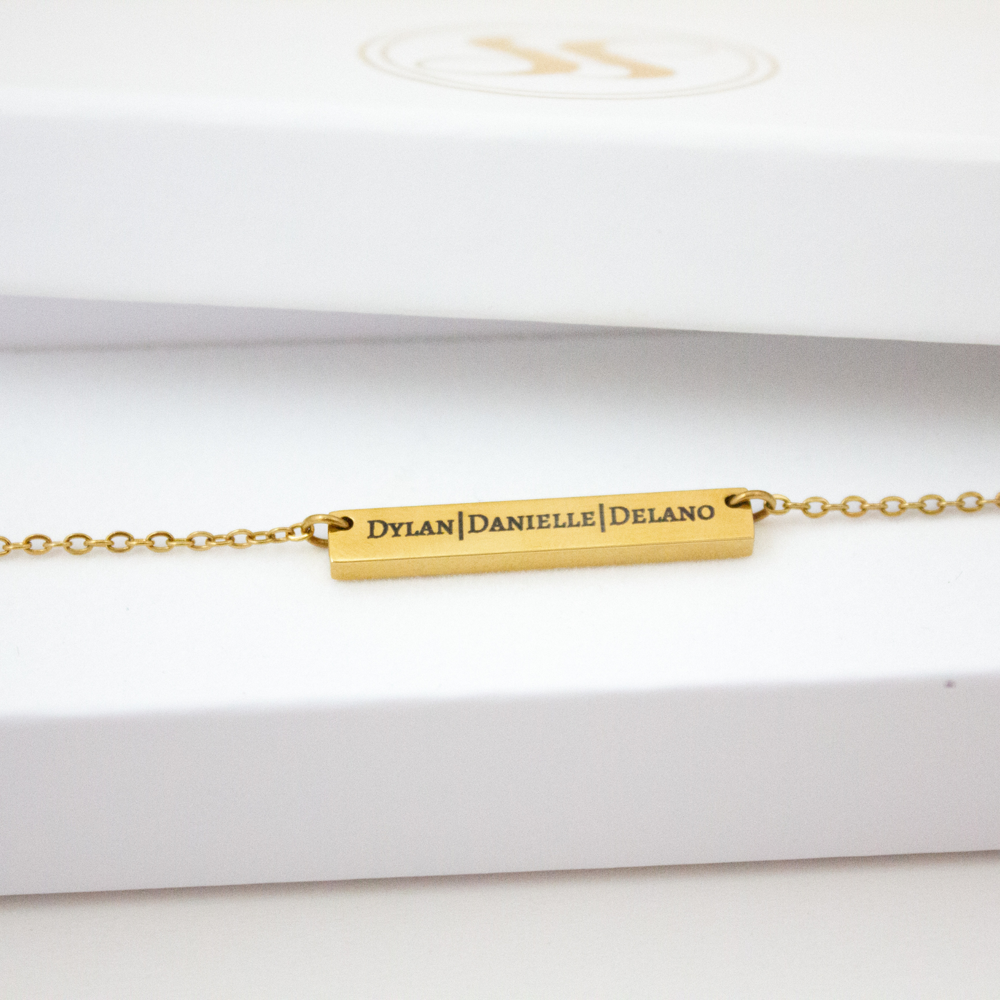 The Signature Bar Necklace